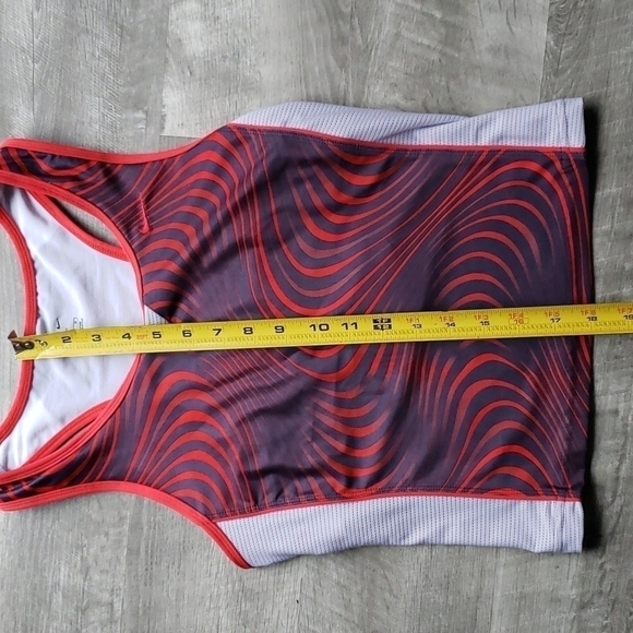 NWT Nike Women Dri-Fit Workout Top Black Red M - Picture 4 of 14